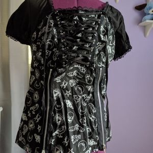 Hot Topic Zip Shirt L